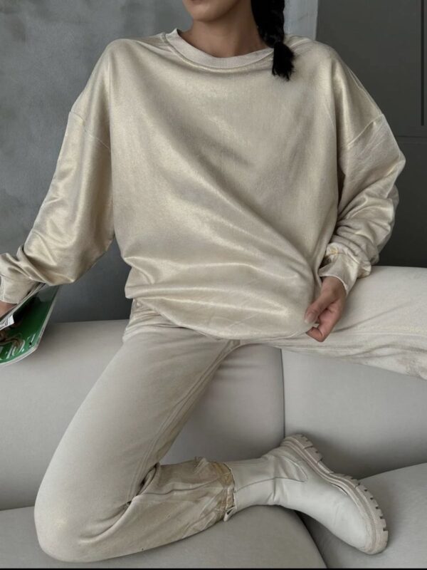 Gold Metal One Size Sweater Set