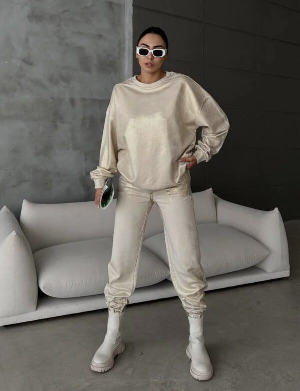 Gold Metal One Size Sweater Set